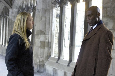 Anna Torv, Lance Reddick - Rajamailla - Pilot - Kuvat elokuvasta