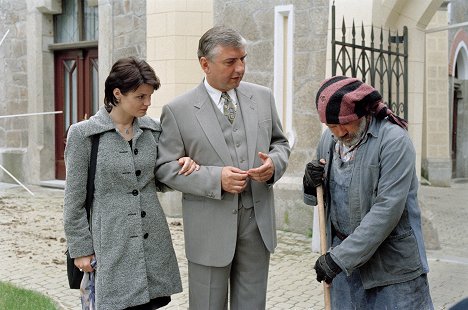 Simona Postlerová, Martin Donutil, Rudolf Hrušínský ml. - Hotel Herbich - Dědictví - Filmfotos