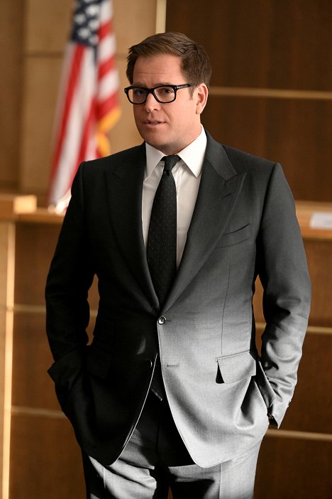 Michael Weatherly - Bull - Wrecked - Photos