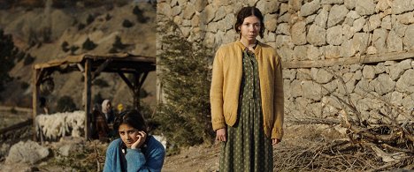 Helin Kandemir, Ece Yüksel - Kız Kardeşler - Kuvat elokuvasta