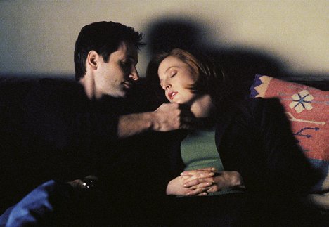 David Duchovny, Gillian Anderson - Akte X - Augenblicke - Filmfotos