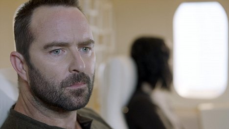 Sullivan Stapleton - Punto ciego - Fuego y azufre - De la película