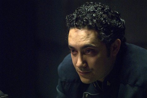 Alessandro Juliani - Battlestar Galactica - Blood on the Scales - Photos