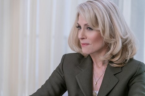 Judith Light - The Politician - What's in the Box? - Photos