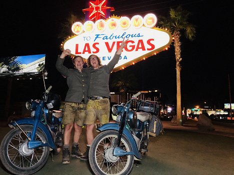Thomas Wittmann, Julian Wittmann - Ausgrissn! - In der Lederhosn nach Las Vegas - Photos