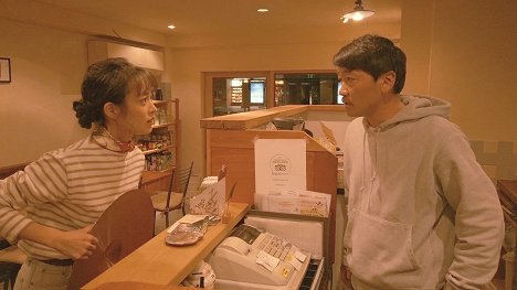 Aki Asakura, Kazunari Tosa - Más allá de los dos minutos infinitos - De la película