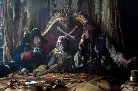 Geoffrey Rush, Johnny Depp - Piratas del Caribe: En mareas misteriosas - De la película