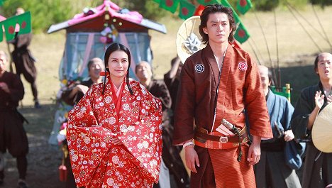 Kō Shibasaki, Shun Oguri - Nobunaga Concerto - Filmfotos