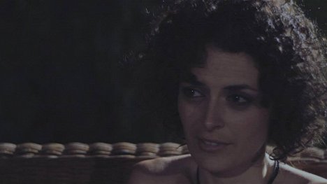 María Más - Los muertos también bailan - Van film