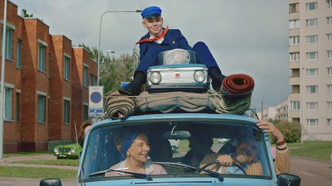 Ülle Kaljuste, Niklas Kouzmitchev, Tiunu Oja - Näkemiin neuvostoliitto - Kuvat elokuvasta
