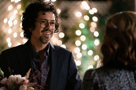 Geoffrey Arend - Madam Secretary - Leaving the Station - Photos