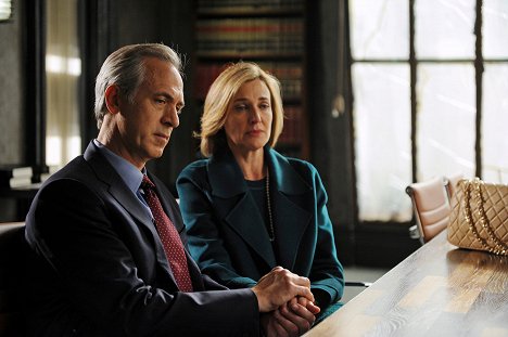 Tom Amandes, Brenda Strong - Scandal - All Roads Lead to Fitz - Photos