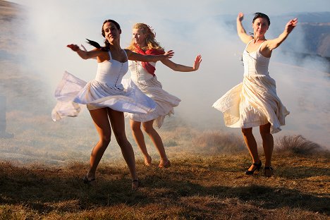 Katarína Ťapáková - Sirpaleiden tanssi - Kuvat elokuvasta