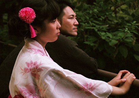 Mahiro Tanimoto, Yuuichi Ishii - Family Romance, LLC - Van film