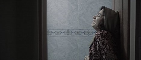 Neda Asadi - Dam - Van film