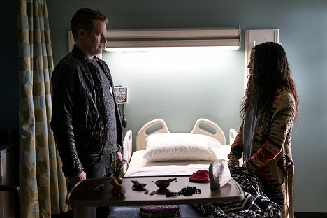 James Tupper, Zoë Kravitz - Big Little Lies - I Want to Know - Photos