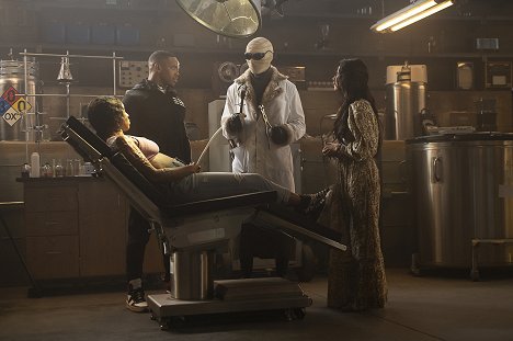 Joivan Wade, Matthew Zuk, Diane Guerrero - Doom Patrol - Néma Őrjárat - Filmfotók