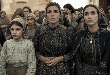 Stephanie Gil, Lúcia Moniz - Das Wunder von Fatima - Moment der Hoffnung - Filmfotos