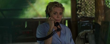 Catherine Deneuve - Terrible Jungle - Filmfotos