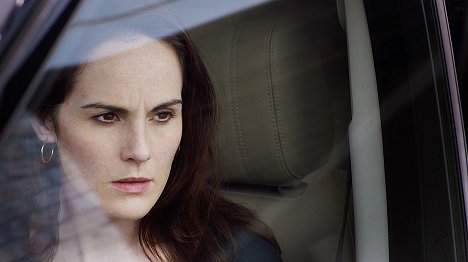 Michelle Dockery - Good Behavior - Letty Raines, in the Mansion, With the Gun - Van film