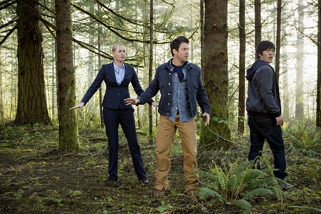 Rebecca Romijn, Christian Kane, John Harlan Kim - The Librarians - And the Sword in the Stone - Kuvat elokuvasta