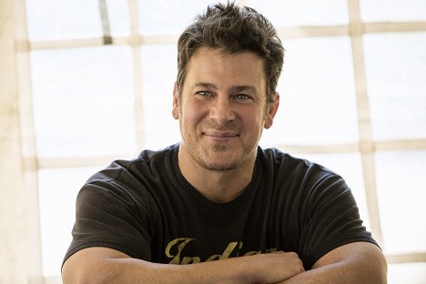 Press on-set visit - Christian Kane - The Librarians - And the Apple of Discord - Eventos