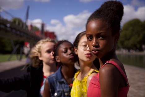 Medina El Aidi, Fathia Youssouf Abdillahi - Mignonnes - Filmfotos