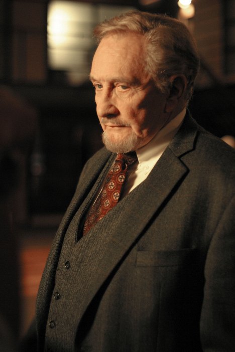 Roy Dotrice - Angel - Lineage - Photos