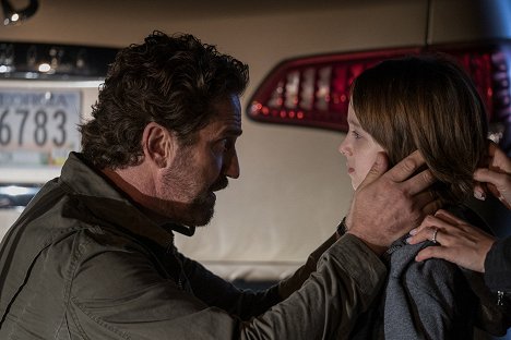 Gerard Butler, Roger Dale Floyd - Greenland: Poslední úkryt - Z filmu