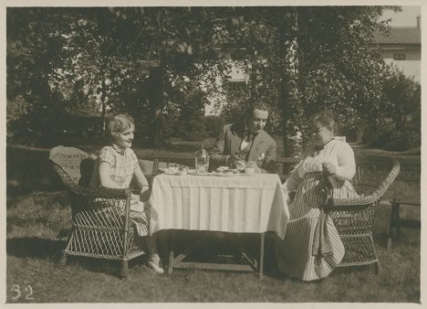 Margita Alfvén, Gunnar Tolnæs, Stina Berg - Hennes lilla majestät - Filmfotos