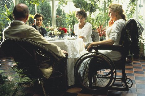 Sean Patrick Flanery, Elizabeth Hurley, Vanessa Redgrave - Kroniki młodego Indiany Jonesa - London, May 1916 - Z filmu