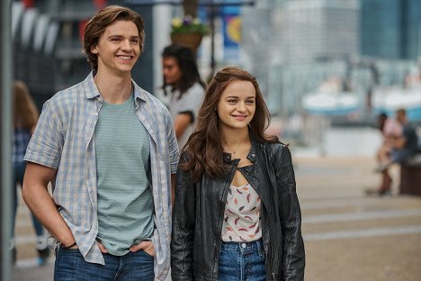 Joel Courtney, Joey King - The Kissing Booth 2 - Film