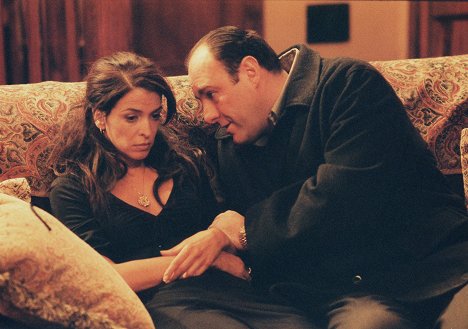 Annabella Sciorra, James Gandolfini - Sopranos, The - Hullu rakkaus - Kuvat elokuvasta