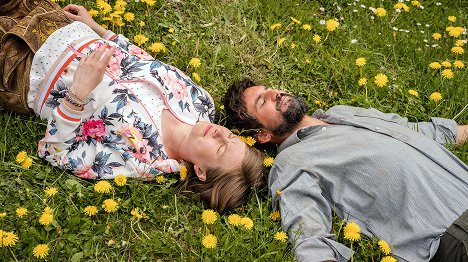 Anna Drexler, Tom Beck - Eine Almhütte für zwei - Photos