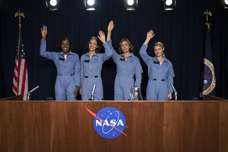Krys Marshall, Jodi Balfour, Sarah Jones, Sonya Walger - For All Mankind - Apollo 15 - Filmfotos