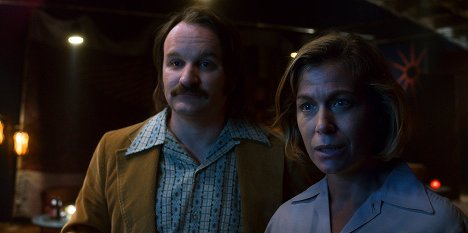Lenny Jacobson, Sonya Walger - For All Mankind - Apollo 15 - Filmfotos