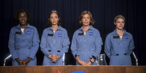 Krys Marshall, Jodi Balfour, Sonya Walger, Sarah Jones - For All Mankind - Apollo 15 - Filmfotos