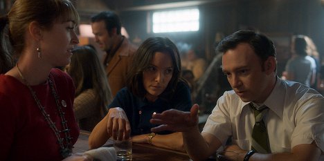 Jodi Balfour, Nate Corddry - For All Mankind - Home Again - De la película