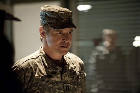 Will Patton - Falling Skies - The Price of Greatness - Photos