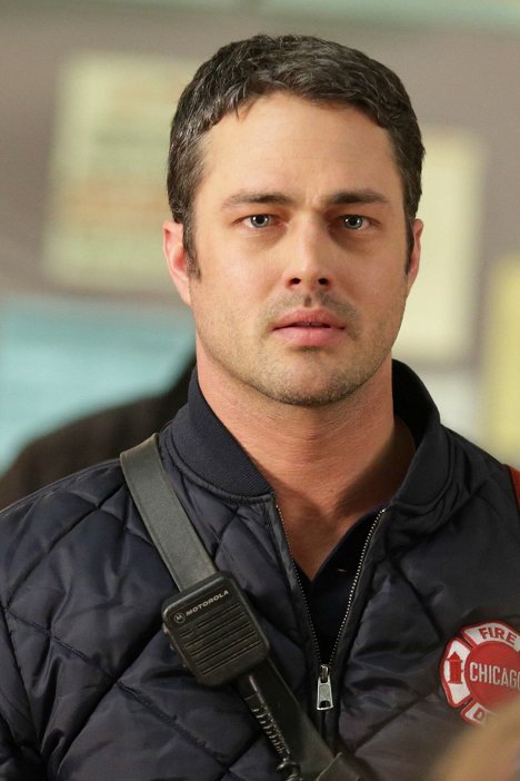 Taylor Kinney - Chicago Fire - A Heavy Weight - Photos