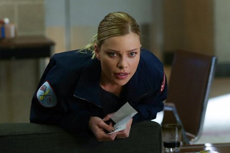 Lauren German - Chicago Fire - Le Courage d'avancer - Film