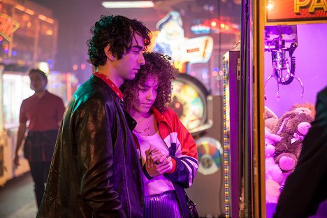 Alex Wolff, Paulina Singer - Stella's Last Weekend - Photos