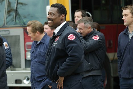 Eamonn Walker - Chicago Fire - So nicht - Filmfotos