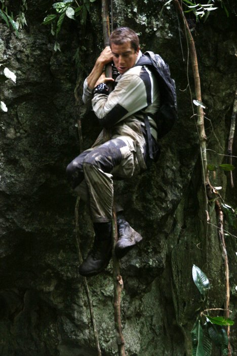Bear Grylls - Man vs. Wild - Borneo Jungle - Photos