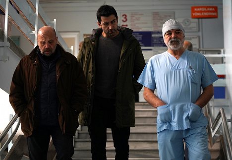 Ahmet Mümtaz Taylan, Kenan İmirzalıoğlu, Ercan Kesal - Alef - Episode 3 - De la película