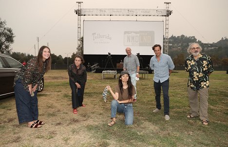 Searchlight's Nomadland Telluride from Los Angeles Drive In Premiere on Friday, Sept 11, 2020 at the Rose Bowl - Frances McDormand, Chloé Zhao - Krajina Nomádov - Z akcií