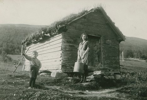 Gun Holmquist - Den Starkaste - Filmfotos