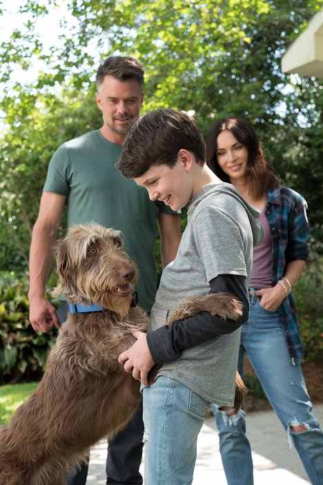 Josh Duhamel, Gabriel Bateman, Megan Fox - Jak rozmawiać z psem - Z filmu