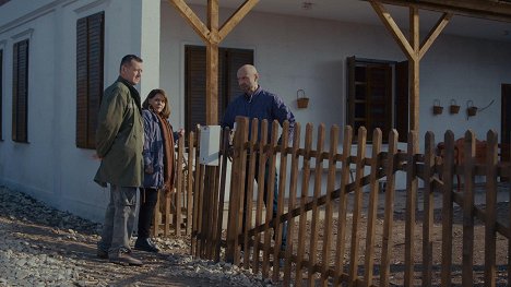 Szabolcs Bede Fazekas, Judit Kocsis, Ferenc Lengyel - Drága örökösök - Csodabogyó - Kuvat elokuvasta
