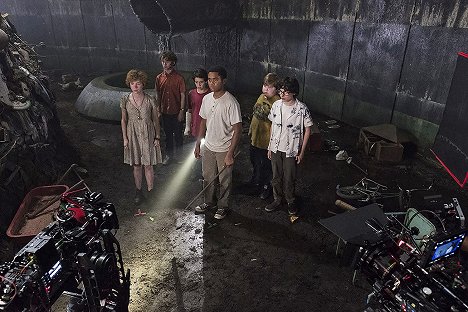 Sophia Lillis, Wyatt Oleff, Jack Dylan Grazer, Chosen Jacobs, Jeremy Ray Taylor, Finn Wolfhard - It - Making of